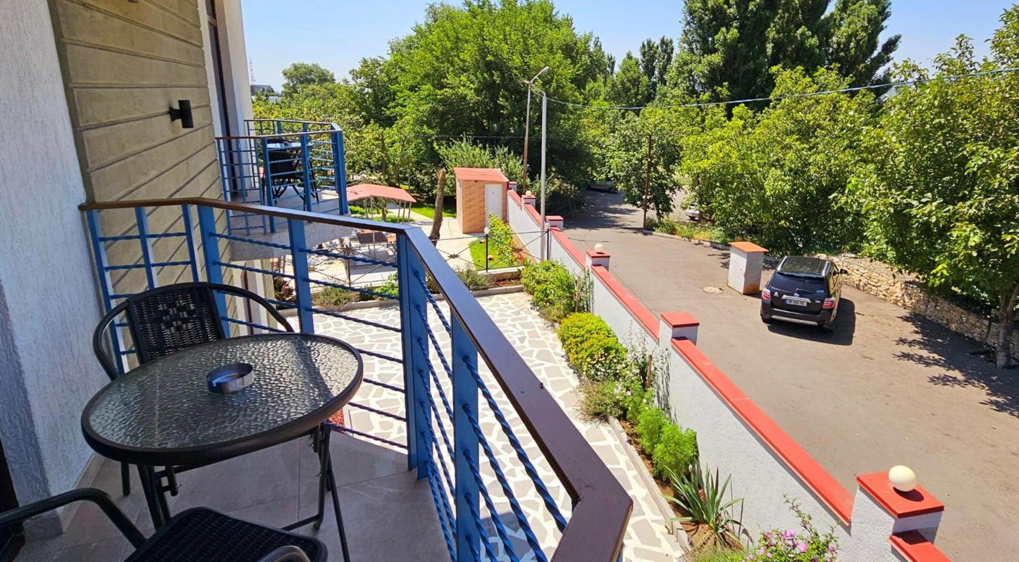 Sierra Hotel Tbilisi Ngoại thất bức ảnh