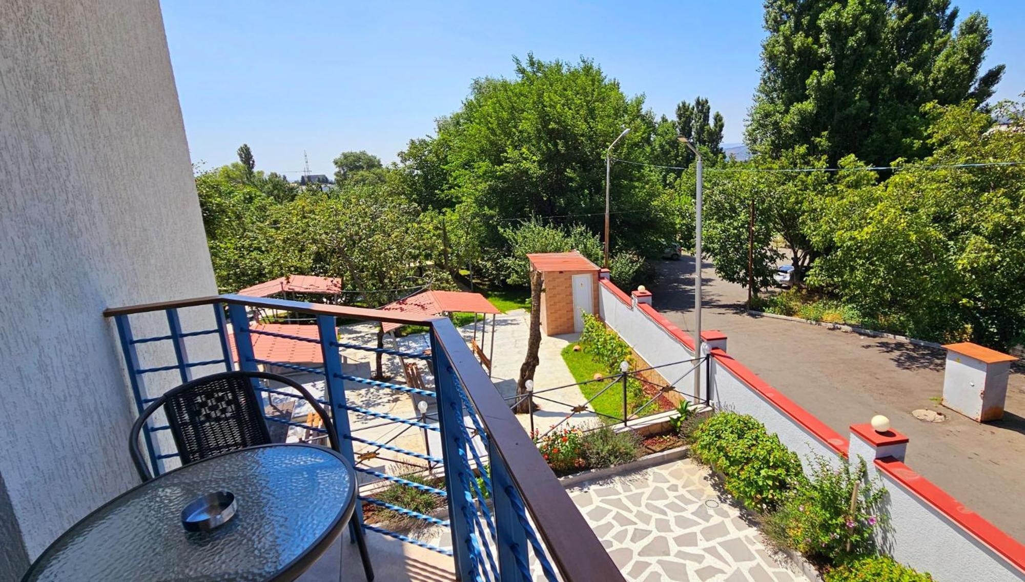 Sierra Hotel Tbilisi Ngoại thất bức ảnh