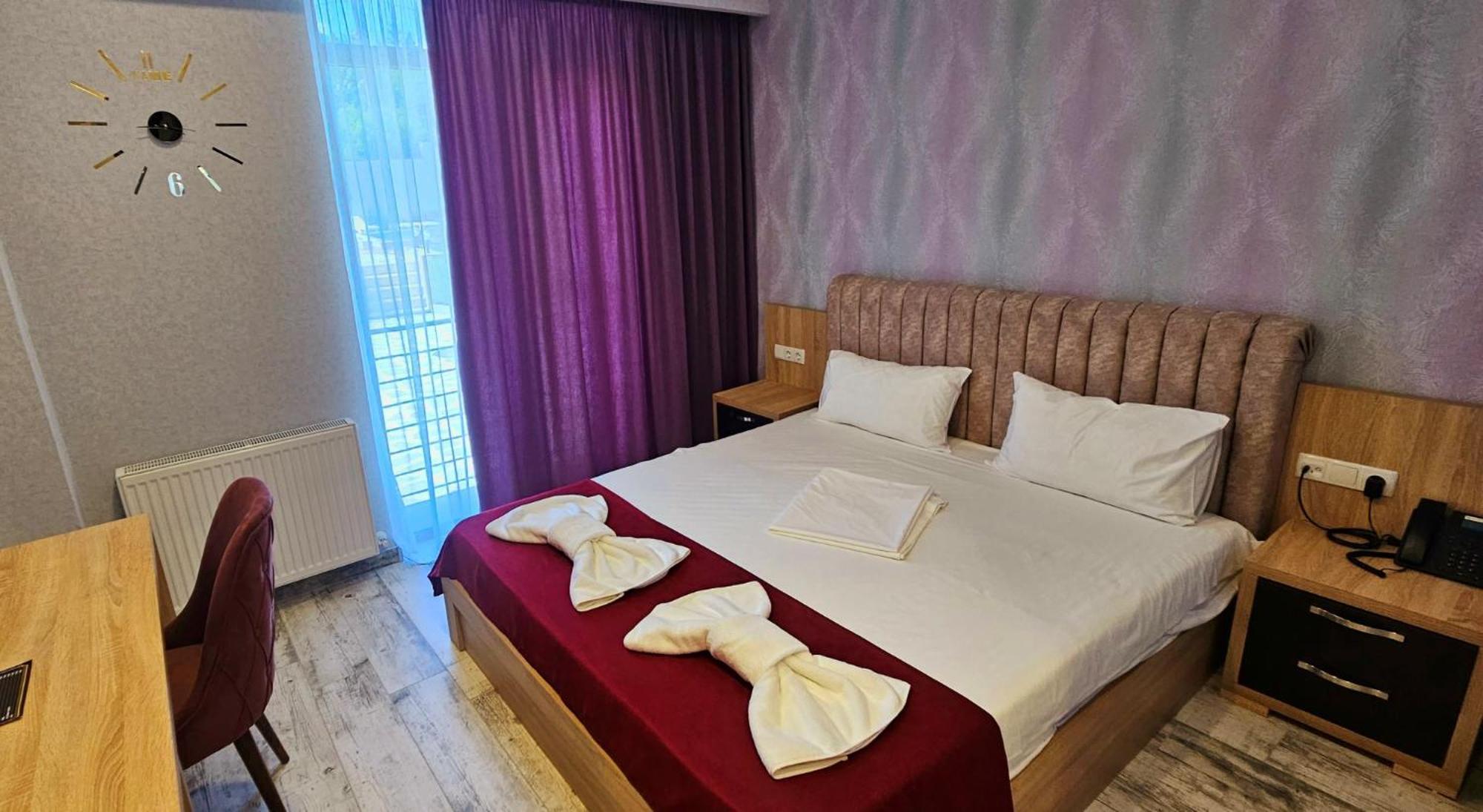 Sierra Hotel Tbilisi Ngoại thất bức ảnh